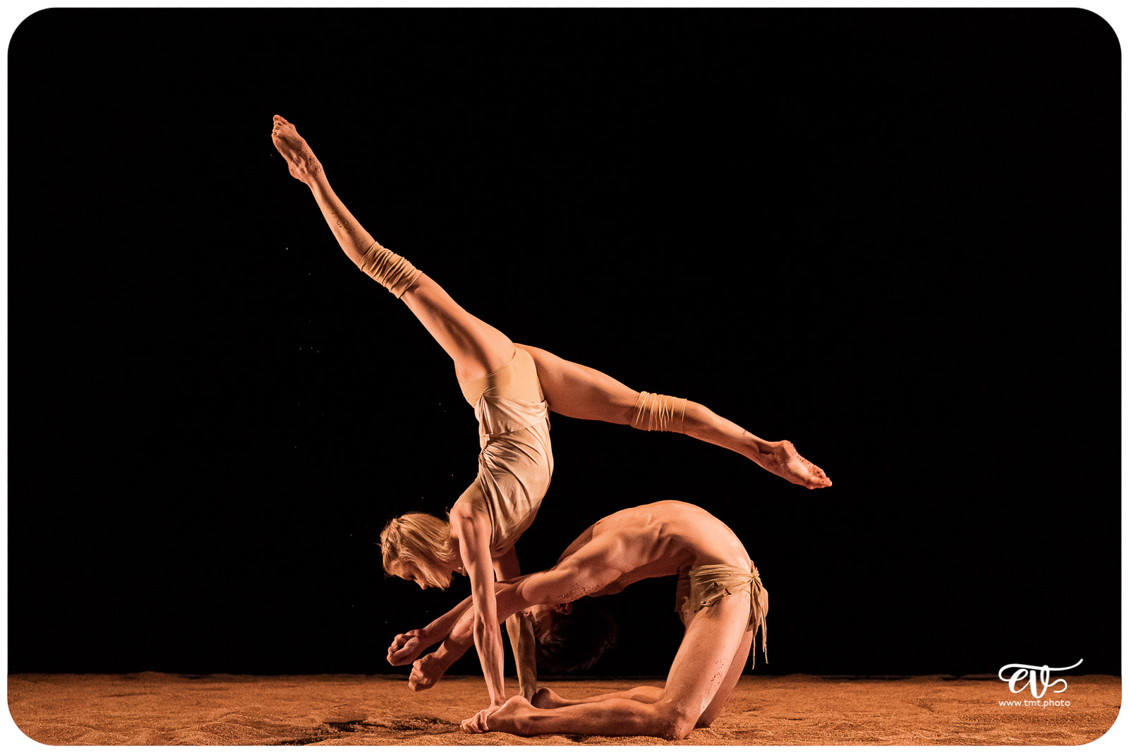 MY LAND (RECIRQUEL COMPANY)